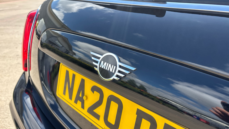 MINI Hatchback 1.5 Cooper Sport II 3dr Petrol Hatchback